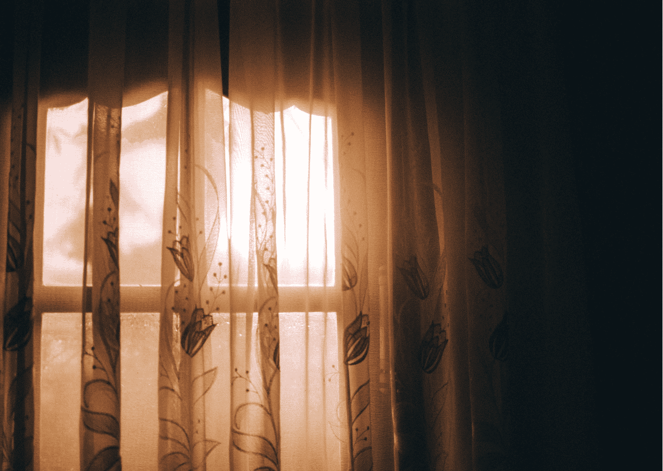 Embracing Vata Creativity: How to Transform Restless Morning Energy into Focused Inspiration